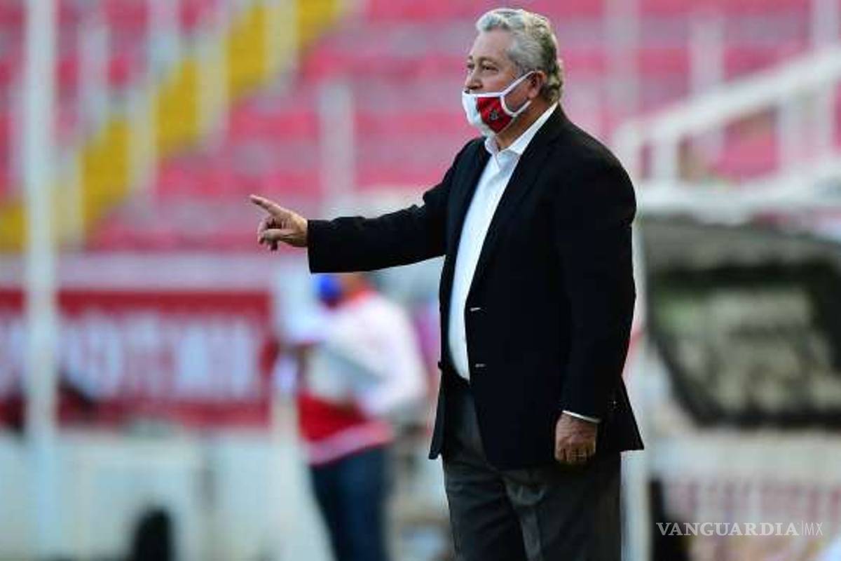 Ante falta de refuerzos, Vucetich manda mensaje a la afición de Chivas