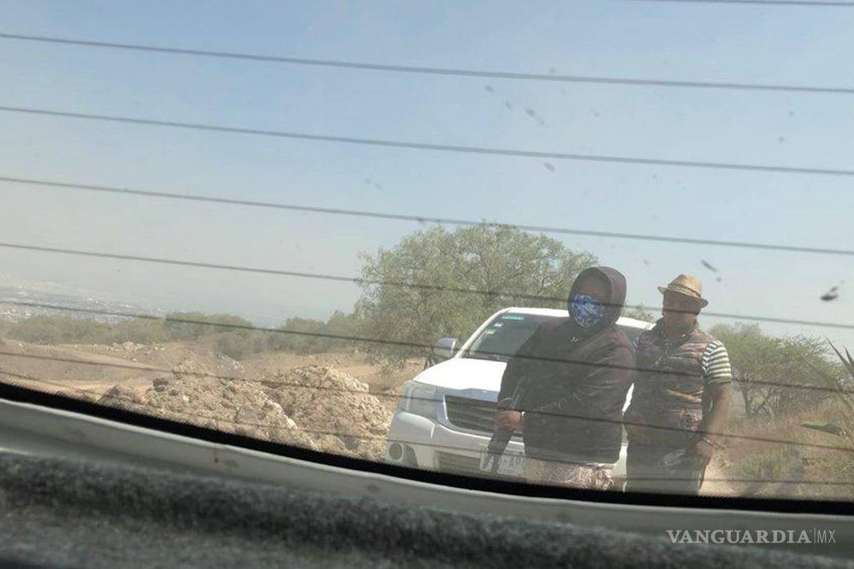 Hombres armados amenazan a periodistas de EL UNIVERSAL, investigaban extracción de tepetate