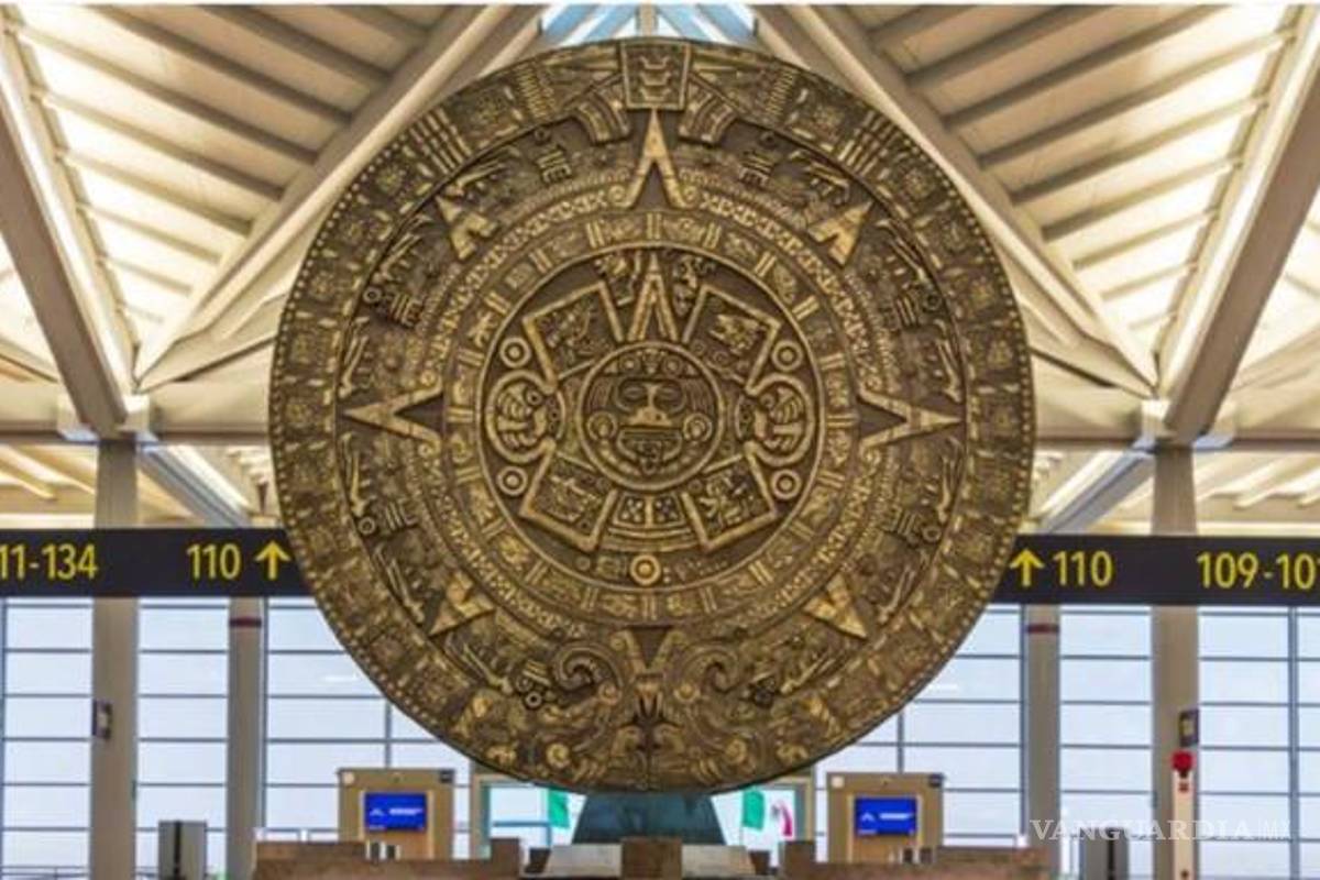 Reservan datos de militares que compraron replica de la Piedra del Sol para el AIFA