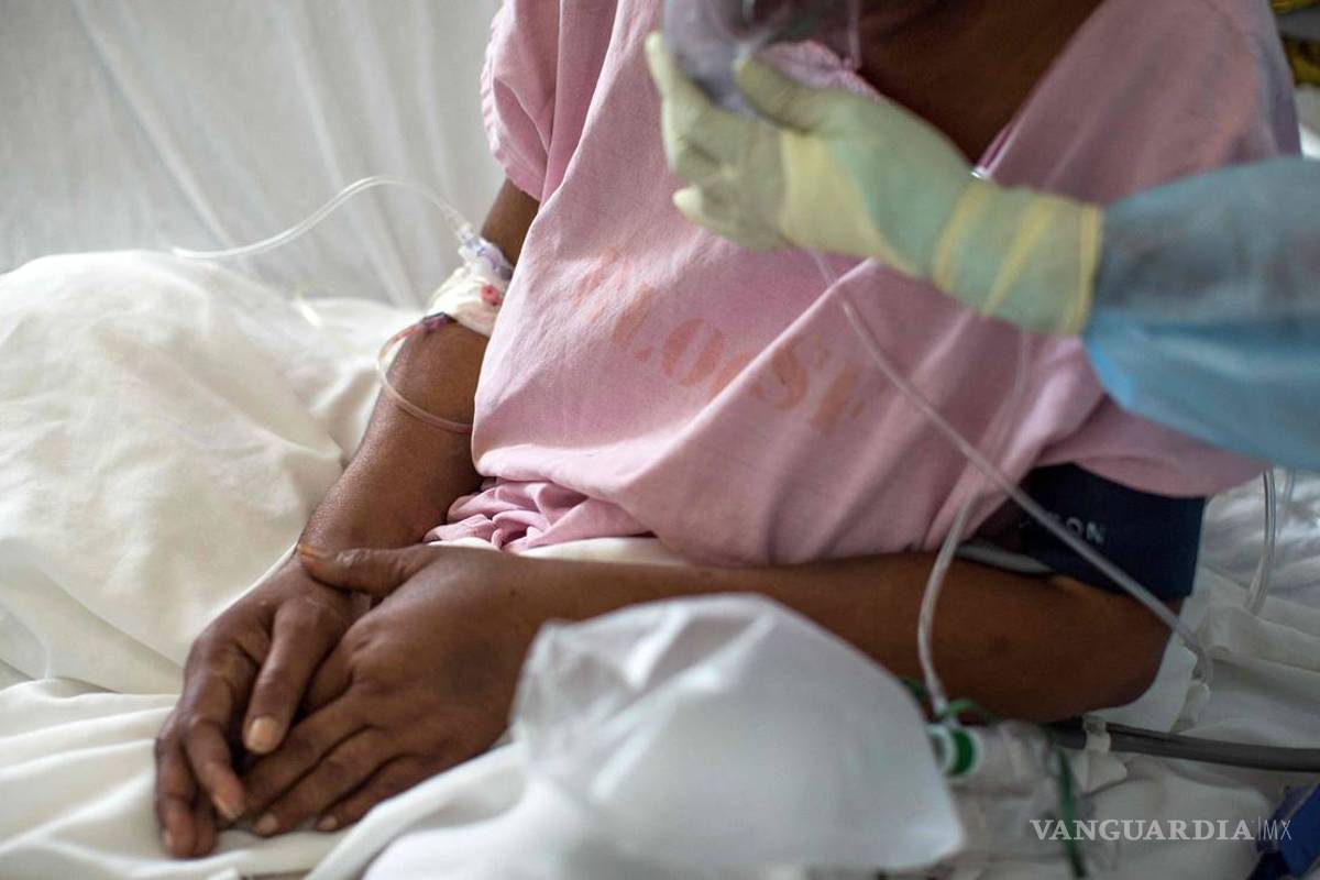 ¿Qué es la variante Delta de COVID-19?... puede causar gangrena y sordera