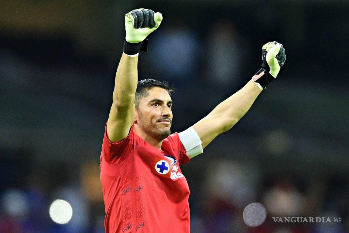 Castigan a Jesús Corona tras altercado en festejos de la final