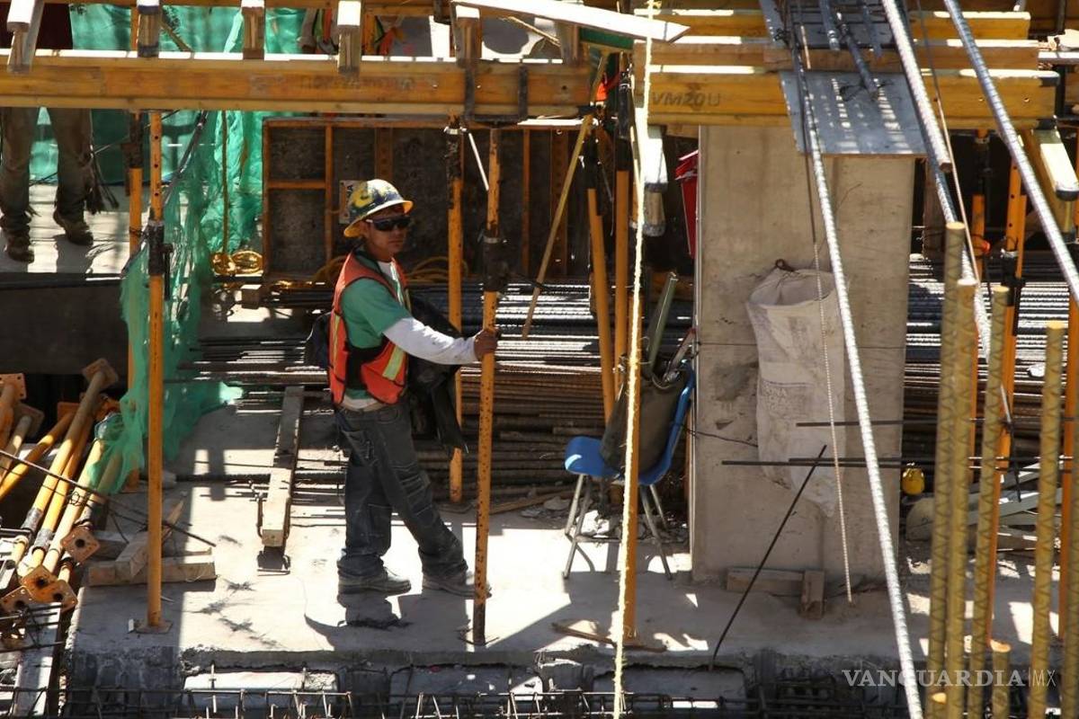 AMLO exhorta a fabricantes de material de construcción a evitar corrupción con afectados por desastres naturales