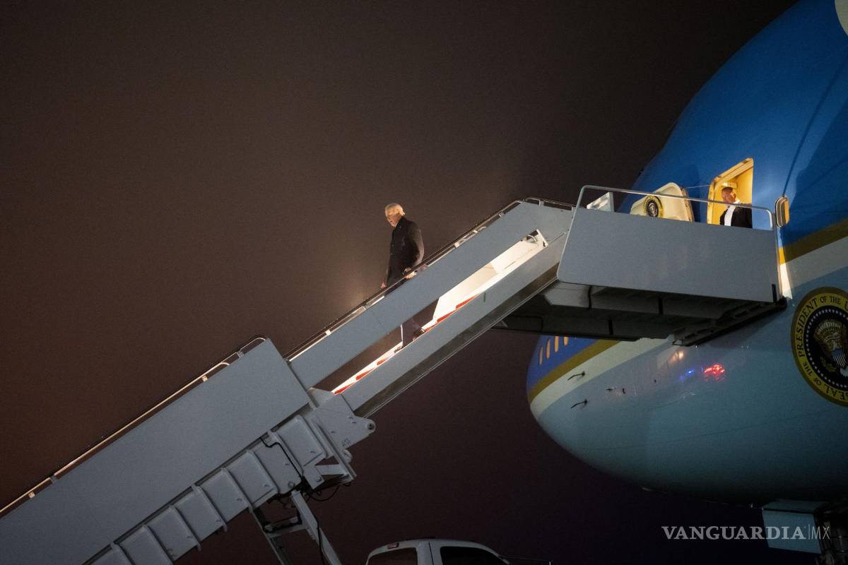 El manejo de documentos clasificados de Biden complica el caso contra Trump