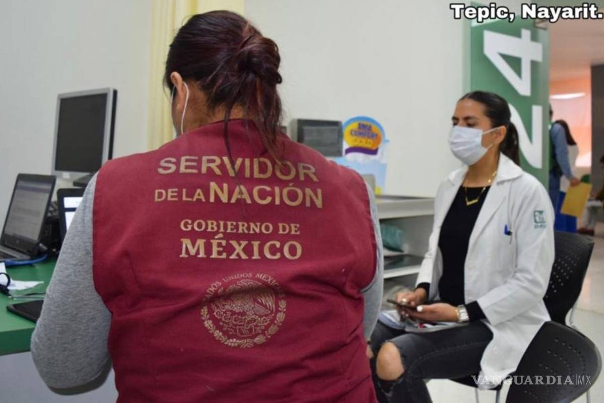 Servidores de la Nación también son vacunados contra COVID-19