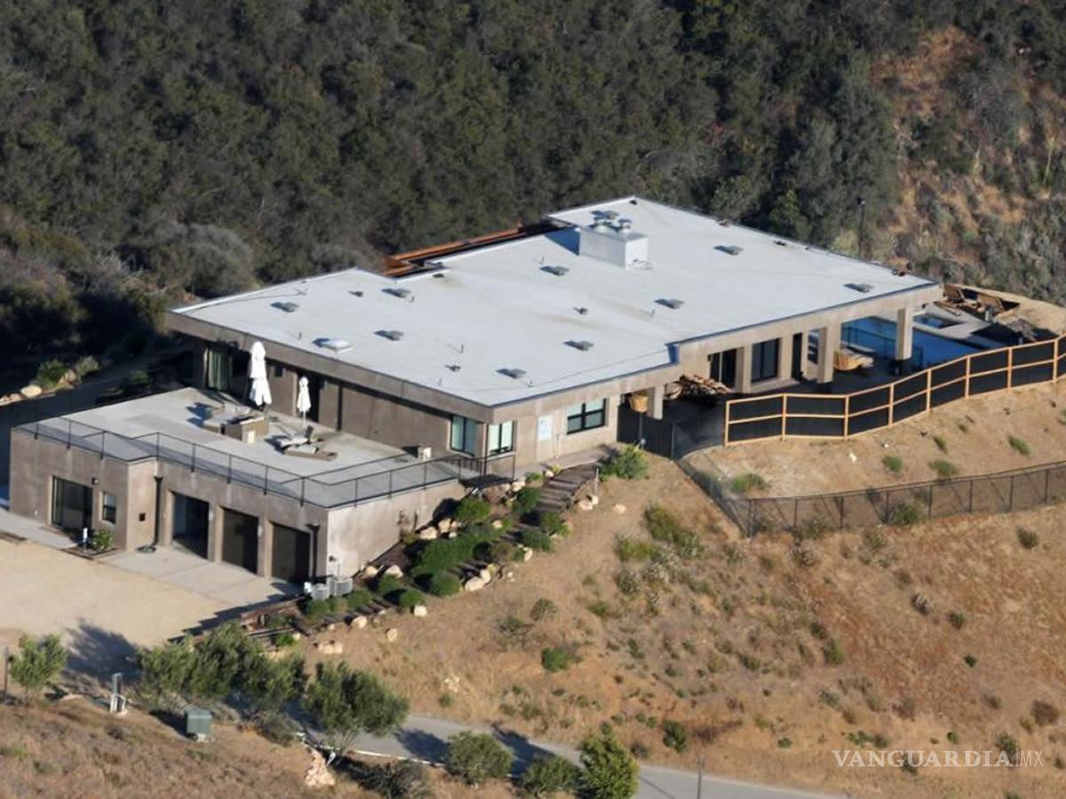 $!Las Kardashian, Guillermo del Toro, Lady Gaga ven arder sus casas