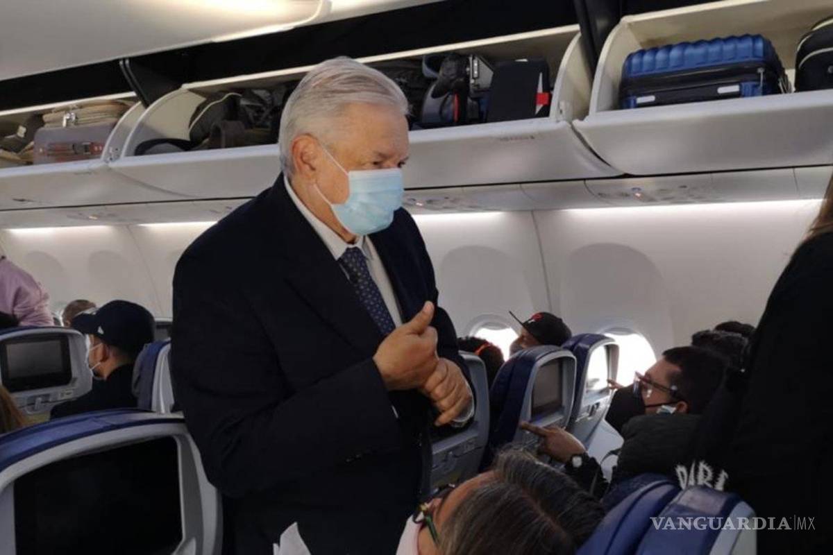 Ponen en cuarentena a tripulación que viajó con AMLO
