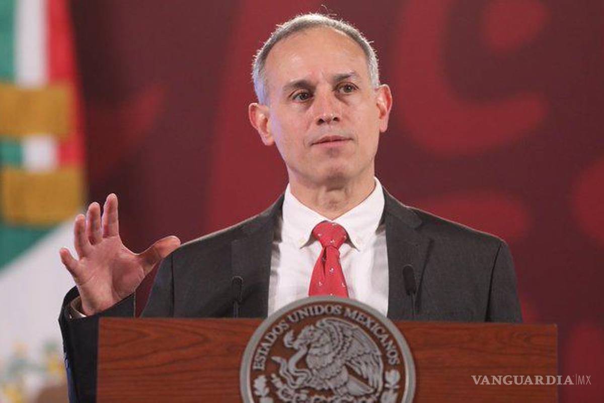 Inmunidad causada por Ómicron también protege contra variantes previas, asegura Gatell