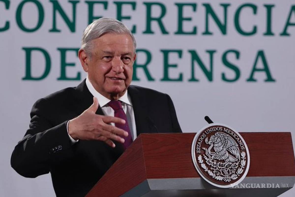 AMLO anuncia baja de 50% en comisiones de Afores, para que pensionados reciban más dinero