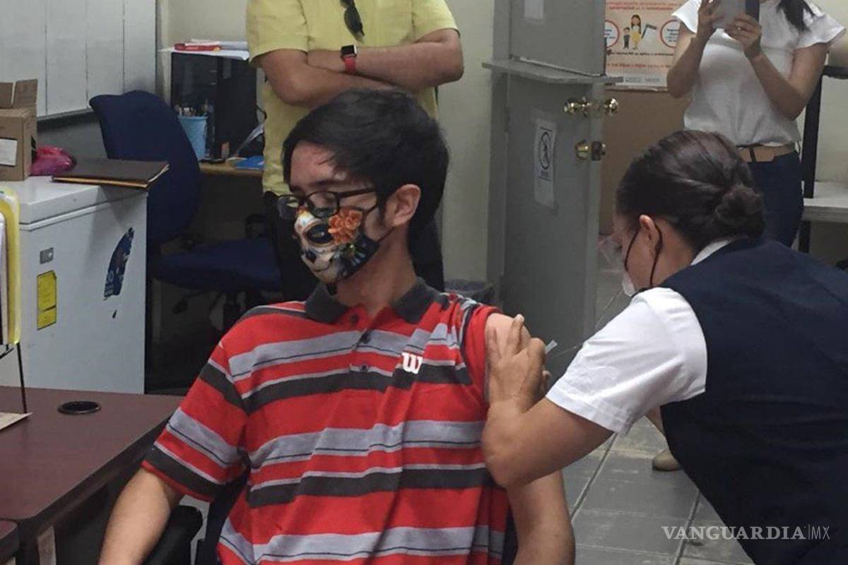 ‘Hay intereses detrás de los 250 amparos para vacunar a menores’: AMLO