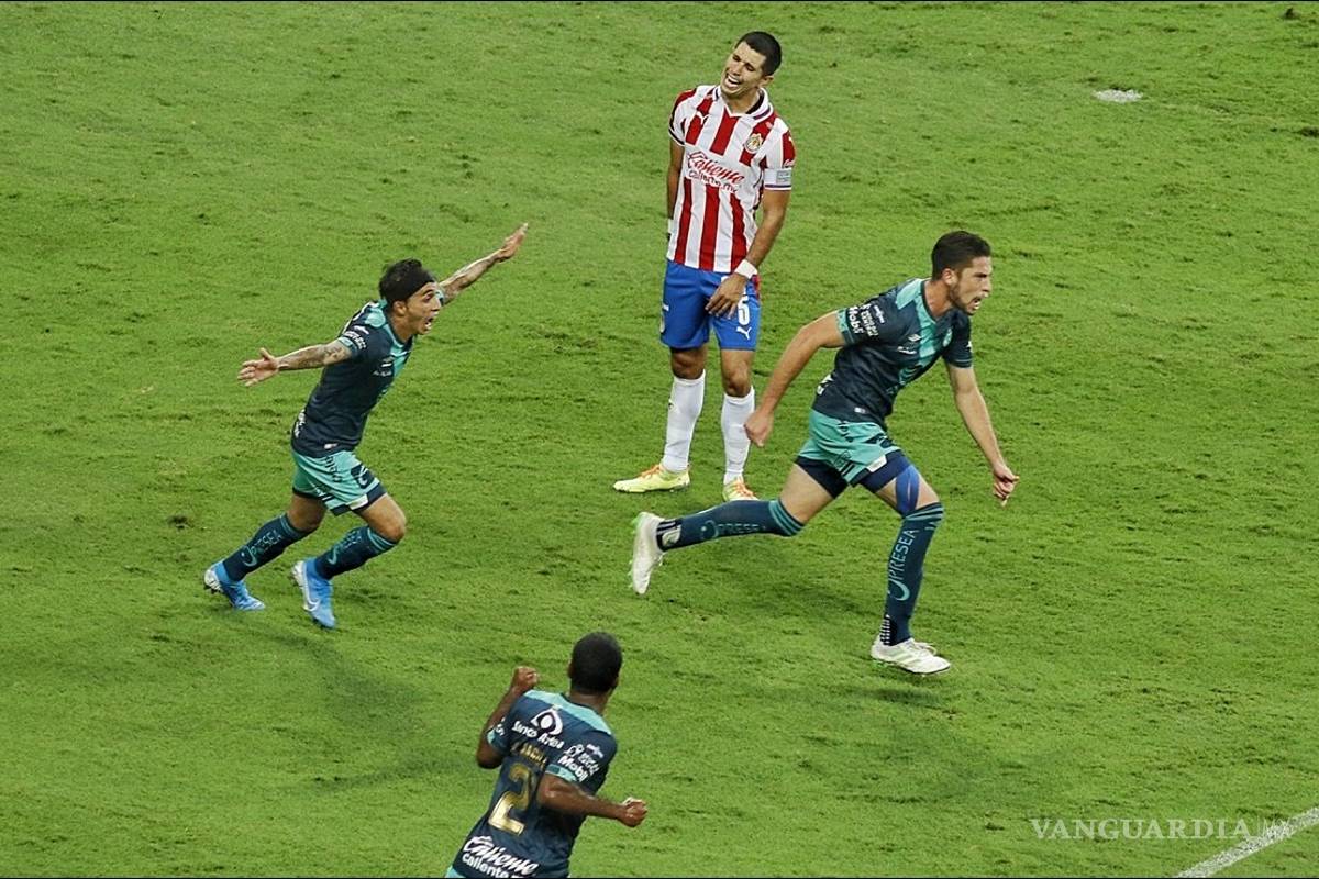 Triunfo del Puebla; Chivas sigue sin anotar