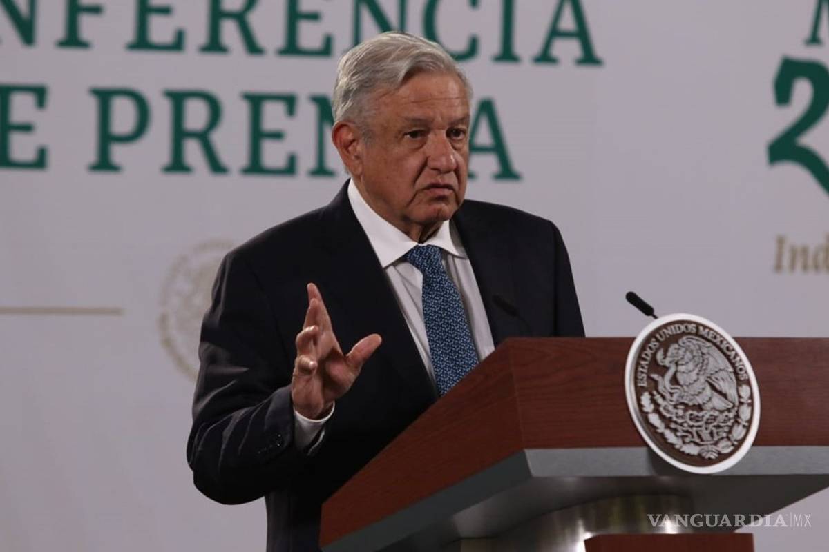 Vemos con buenos ojos la fusión de Televisa con Univision: AMLO