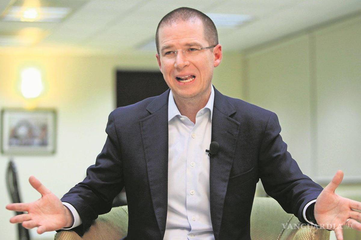 FGR busca prisión preventiva contra Ricardo Anaya; si no acude a audiencia será prófugo