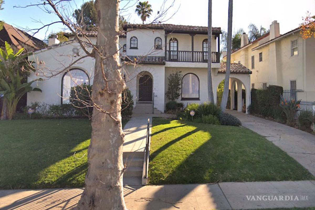 Niega Angélica Rivera compra de casa en California; publicación de TvNotas afirma lo contrario