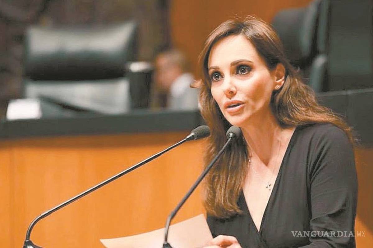 'Gobierno compra y luego averigua'... Lilly Téllez se defiende tras darse a conocer eficacia de vacuna Sputnik V