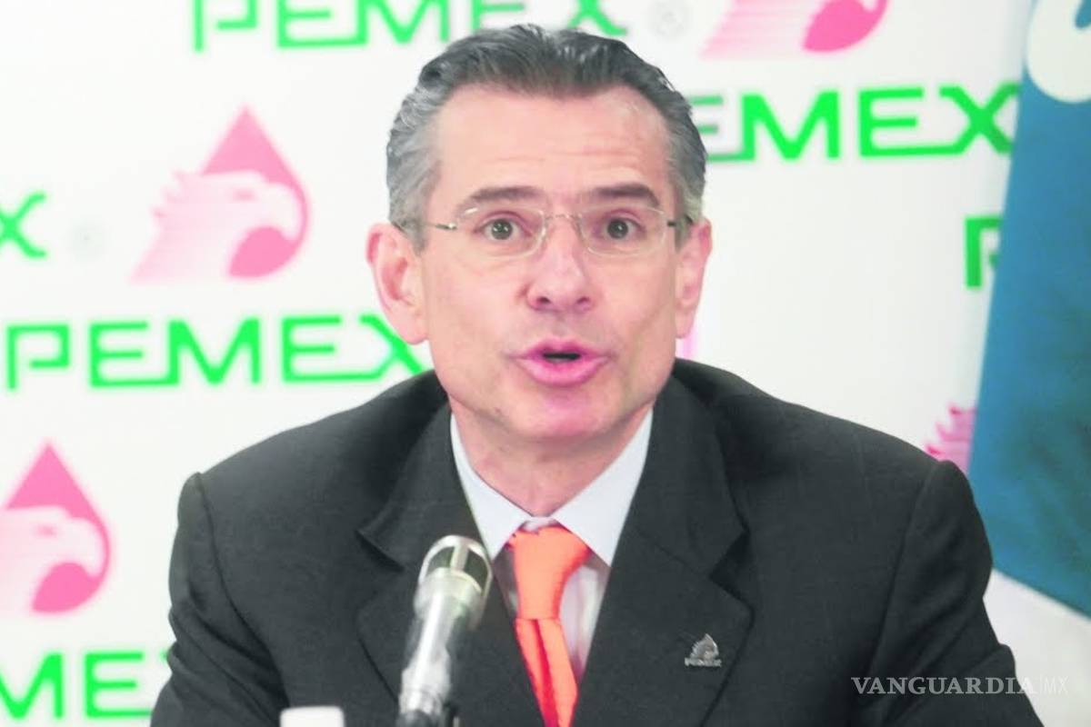 Investigan a otro exdirector de Pemex por venta de Mexlub