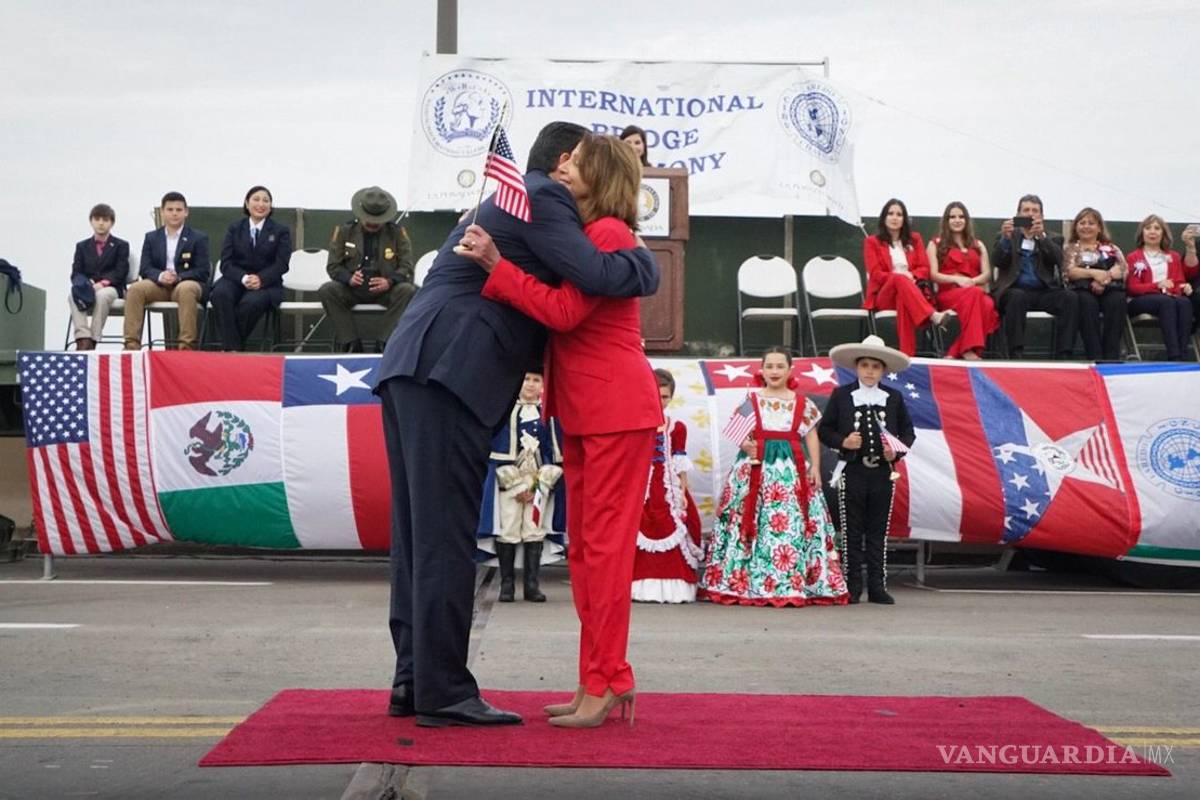 Líder demócrata desafía a Trump con “abrazos, no balazos” en la frontera con México