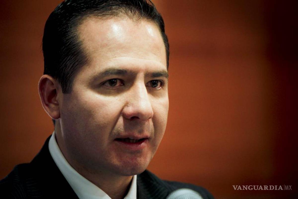 Cofepris tiene nuevo titular: Julio Sánchez y Tépoz