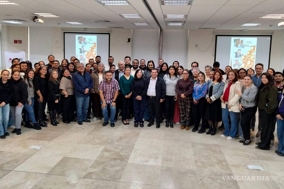 $!El ahora exfuncionario adelantó que seguirá impulsando temas como democracia, ética pública y cultura cívica, pilares que marcaron su trayectoria dentro del instituto.