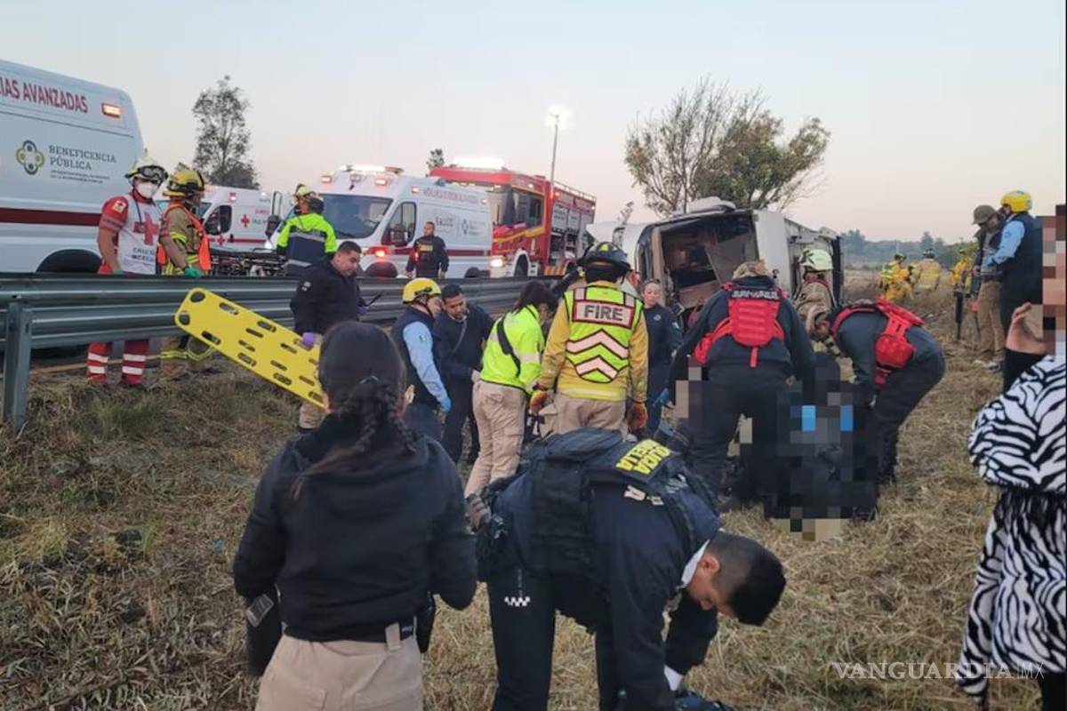 Tragedia en Michoacán: autobús turístico vuelca y deja siete fallecidos y 20 heridos