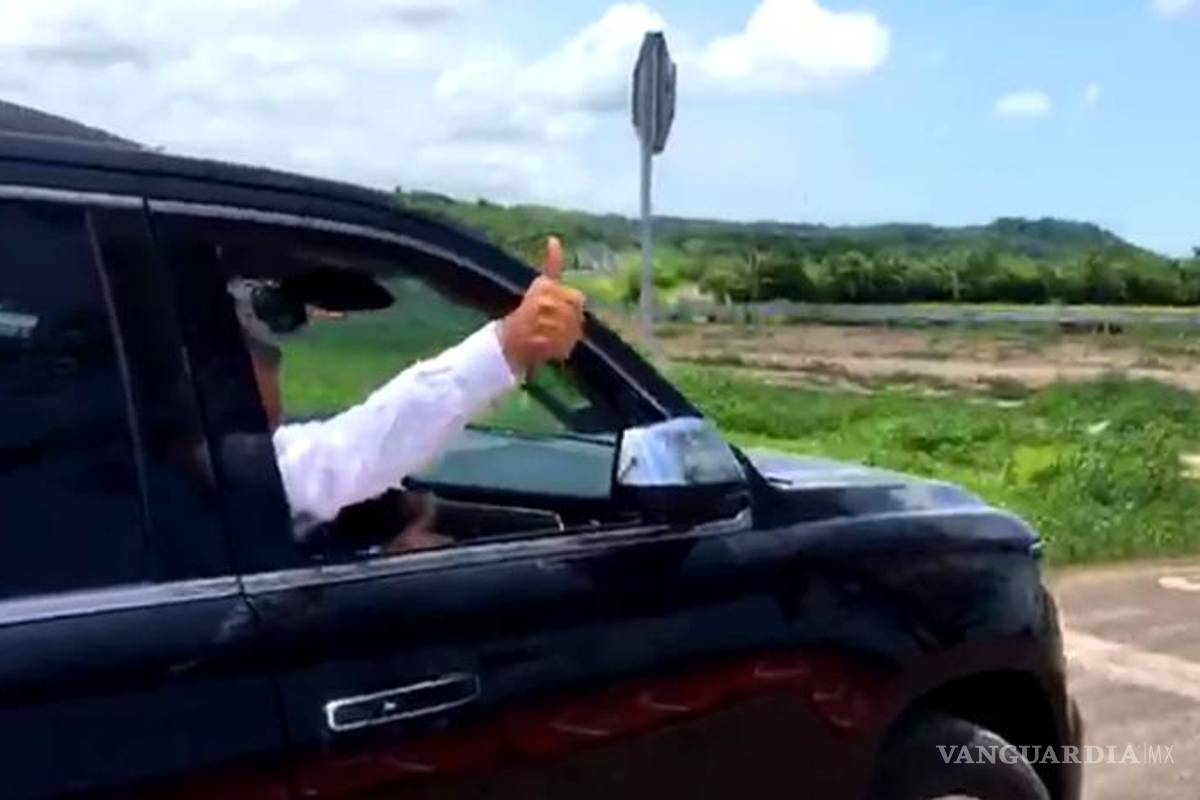 AMLO celebra que se resolviera huelga en Telmex