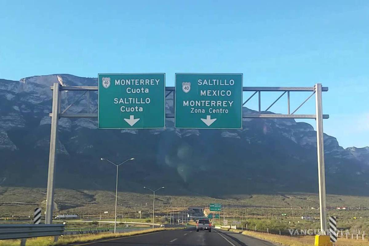 Reportan tráiler en peligrosa curva de la Saltillo-Monterrey