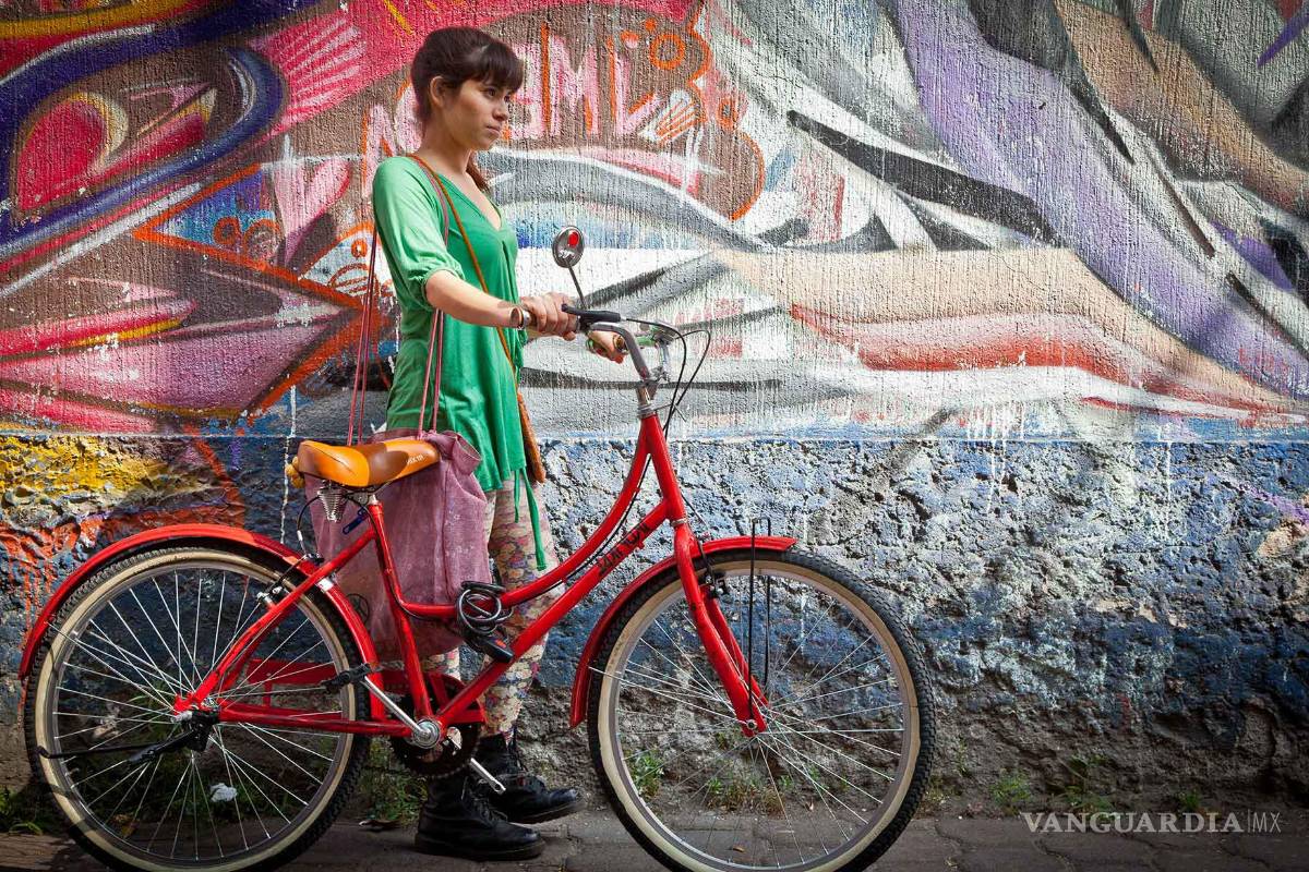 ‘Los bañistas’; la cinta llega a los cines mexicanos