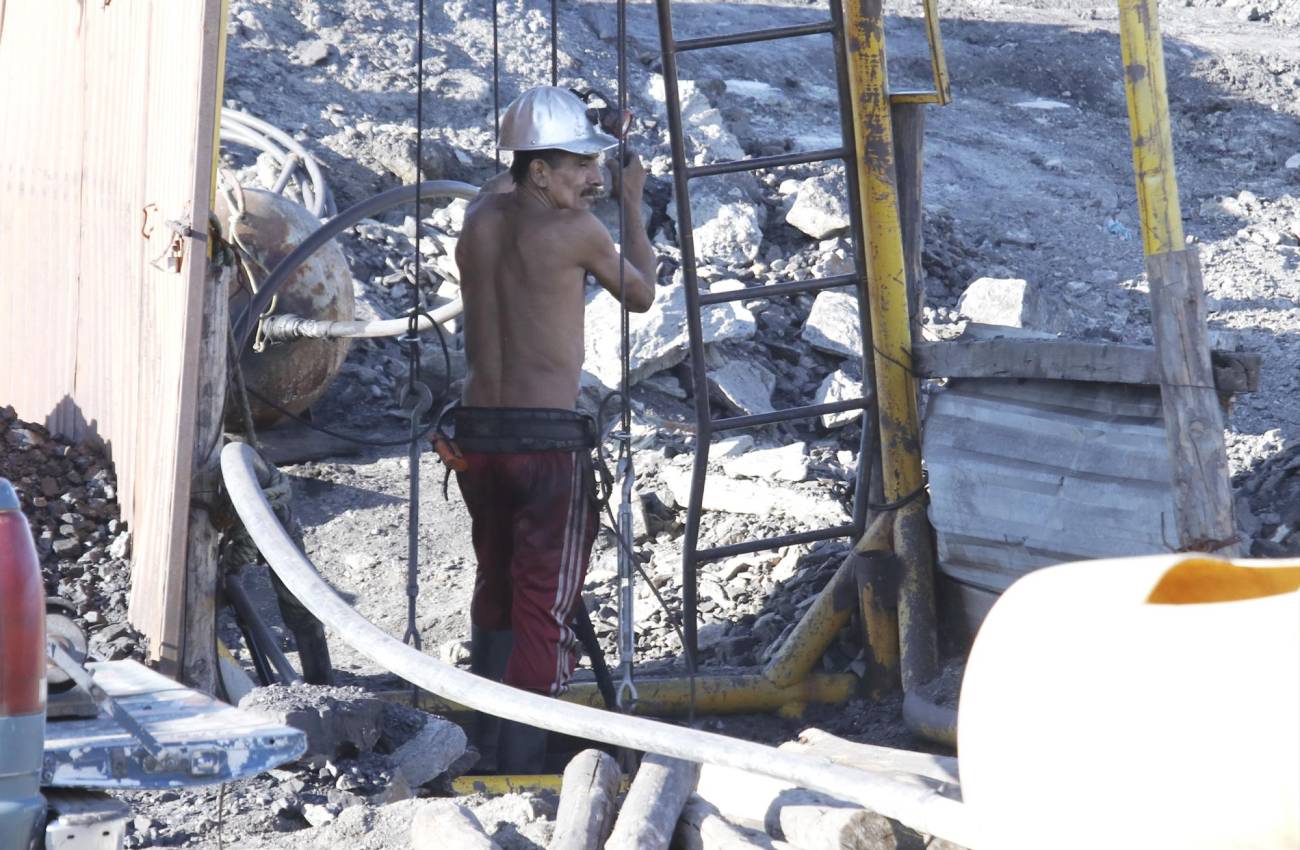 Minería vertical, extracción furtiva e impunidad: el día a día en la Región Carbonífera de Coahuila