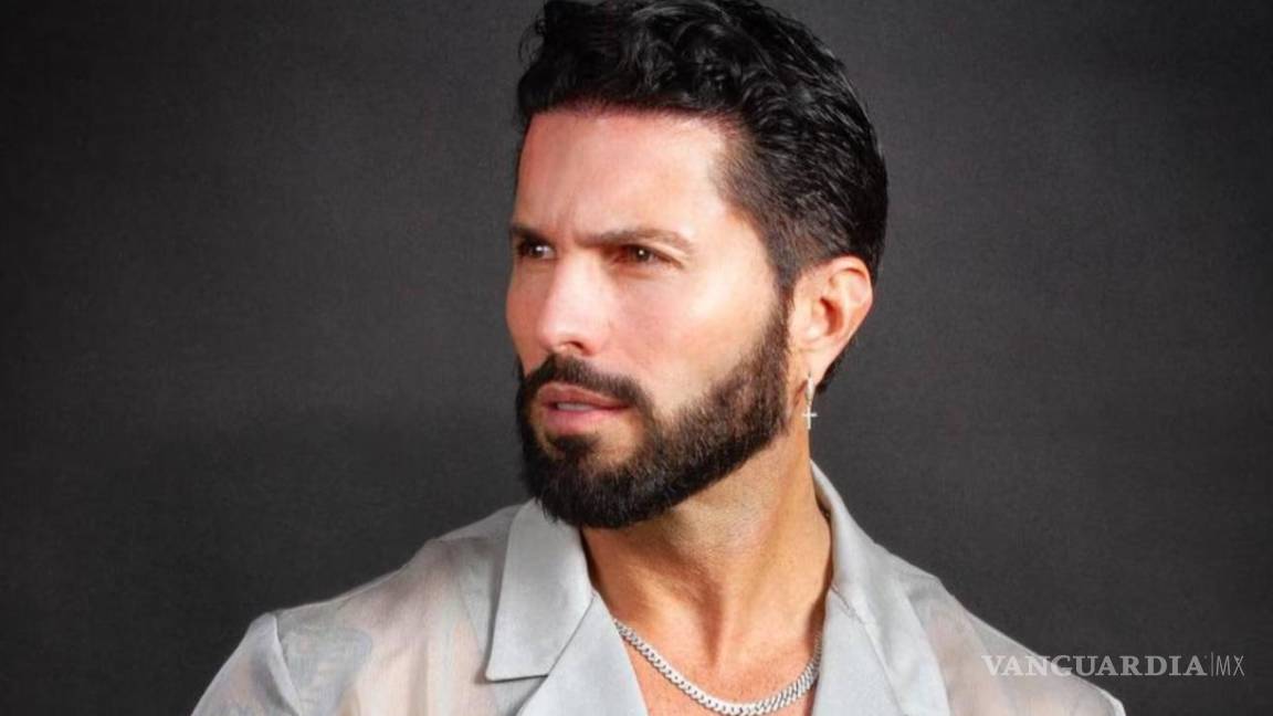 Policía agrede a fan de Poncho de Nigris afuera de LCDLFM