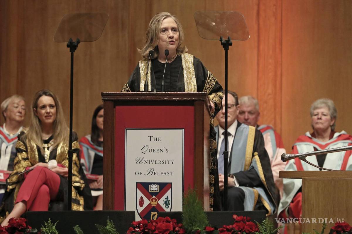 Hillary Clinton, rectora de la Queen’s University de Irlanda del Norte