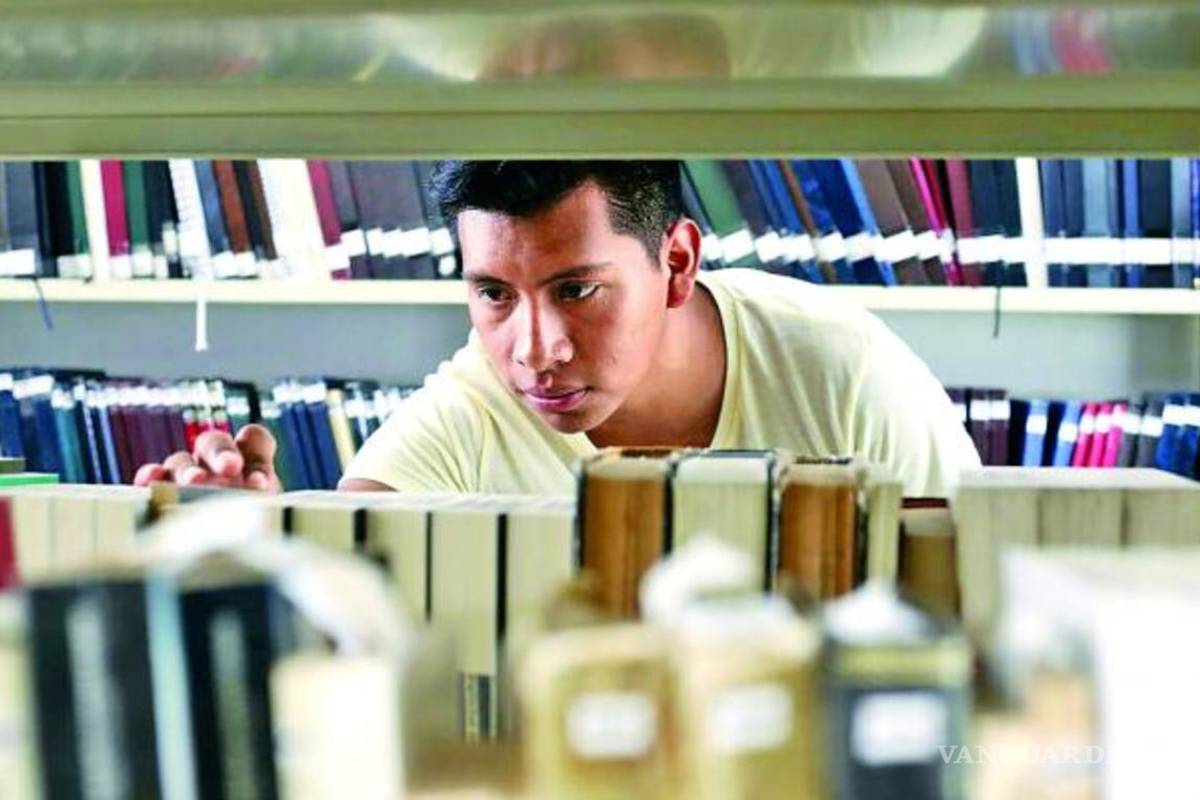 Joven indígena obtiene beca para Stanford