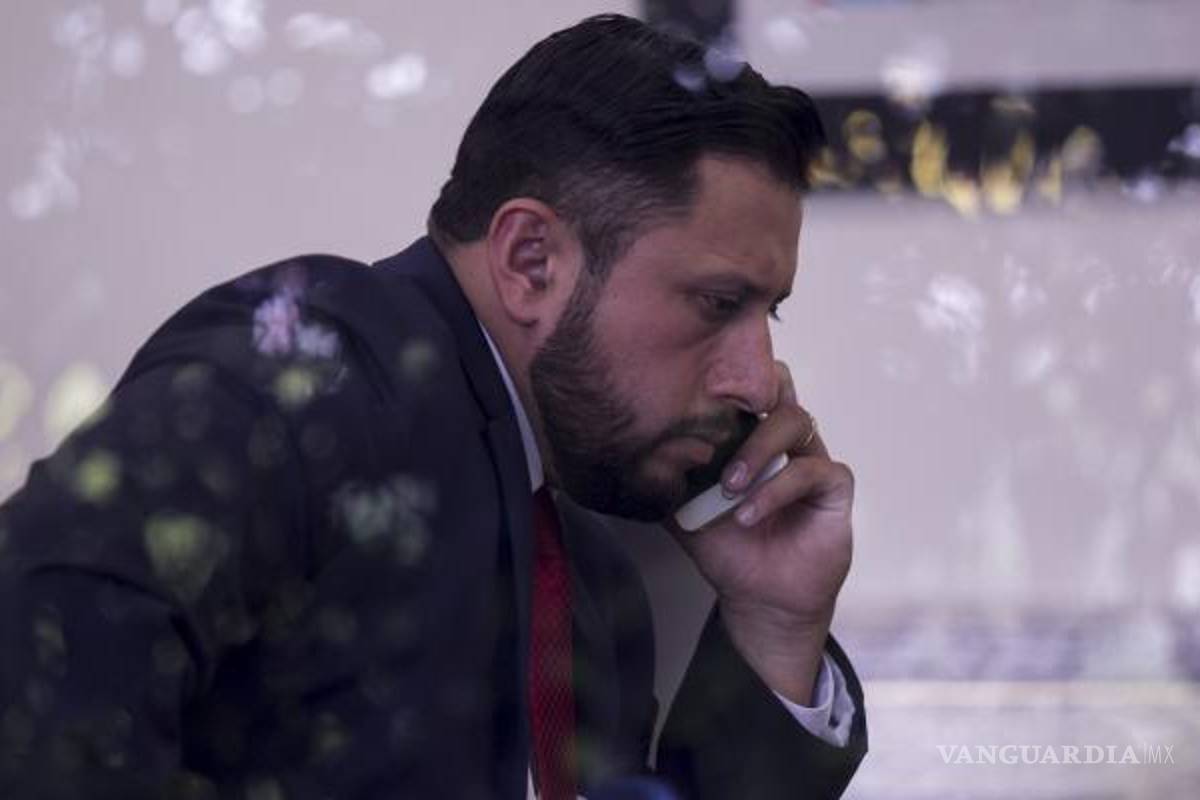 Antonio Tarín, suplente de diputado, se queda a dormir en San Lázaro