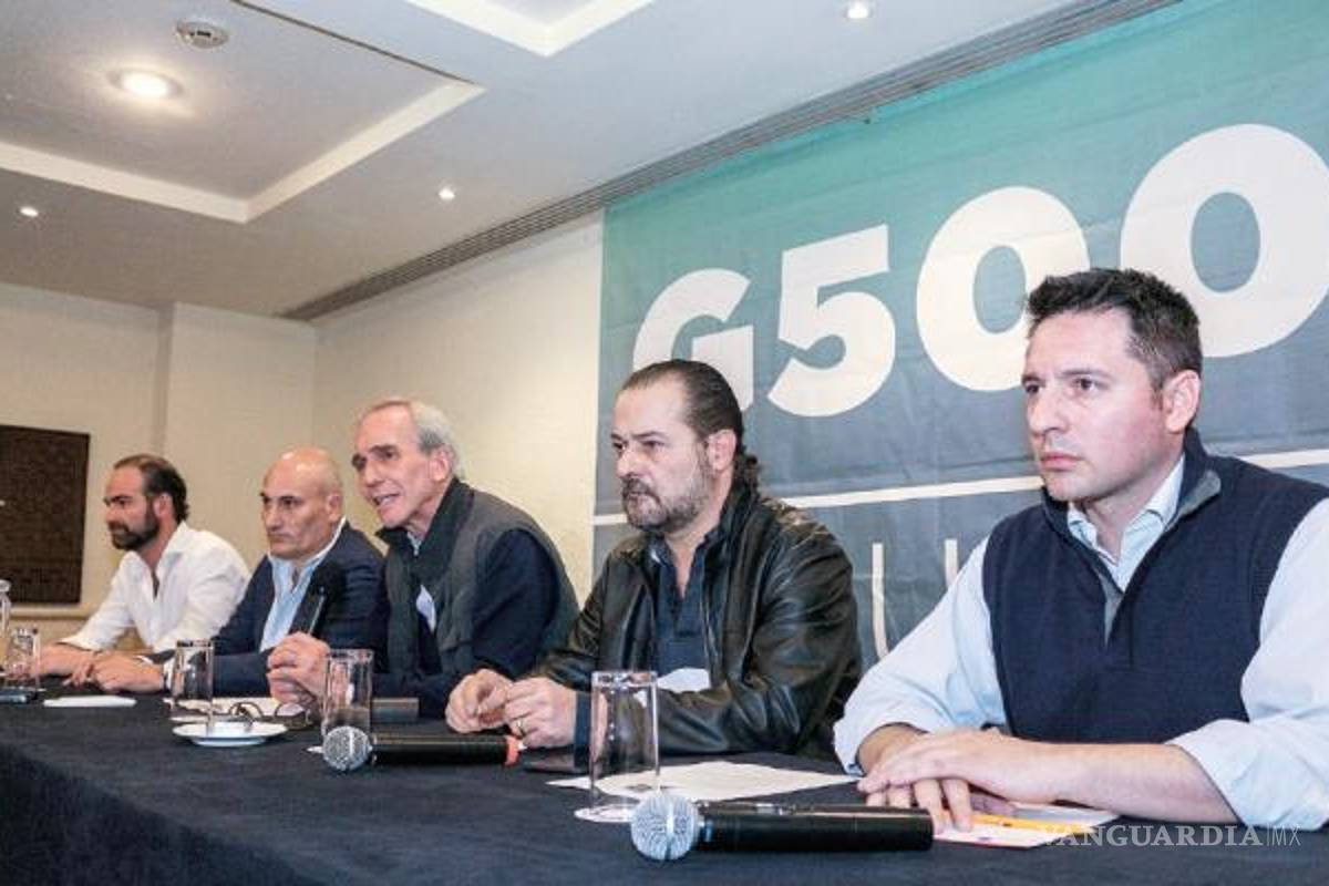 Amagan con cerrar mil 800 gasolineras en el País