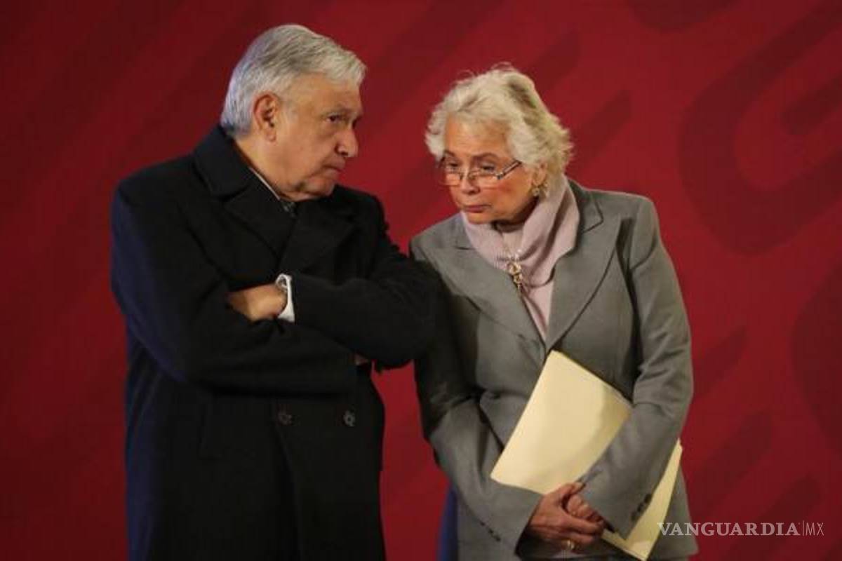 En la primera semana de confinamiento de AMLO, su salud fue crítica y se mintió al respecto