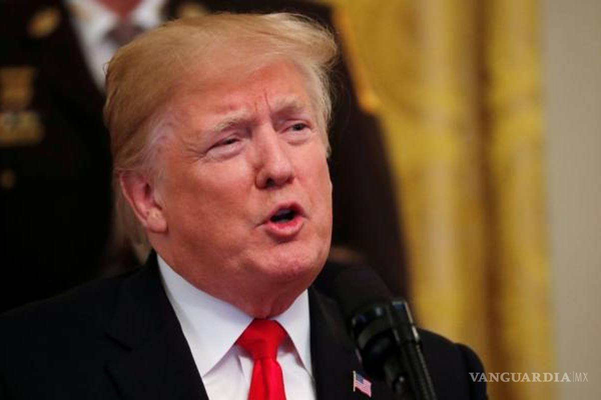 Los soldados mexicanos no quisieron o no pudieron frenar la caravana: Trump