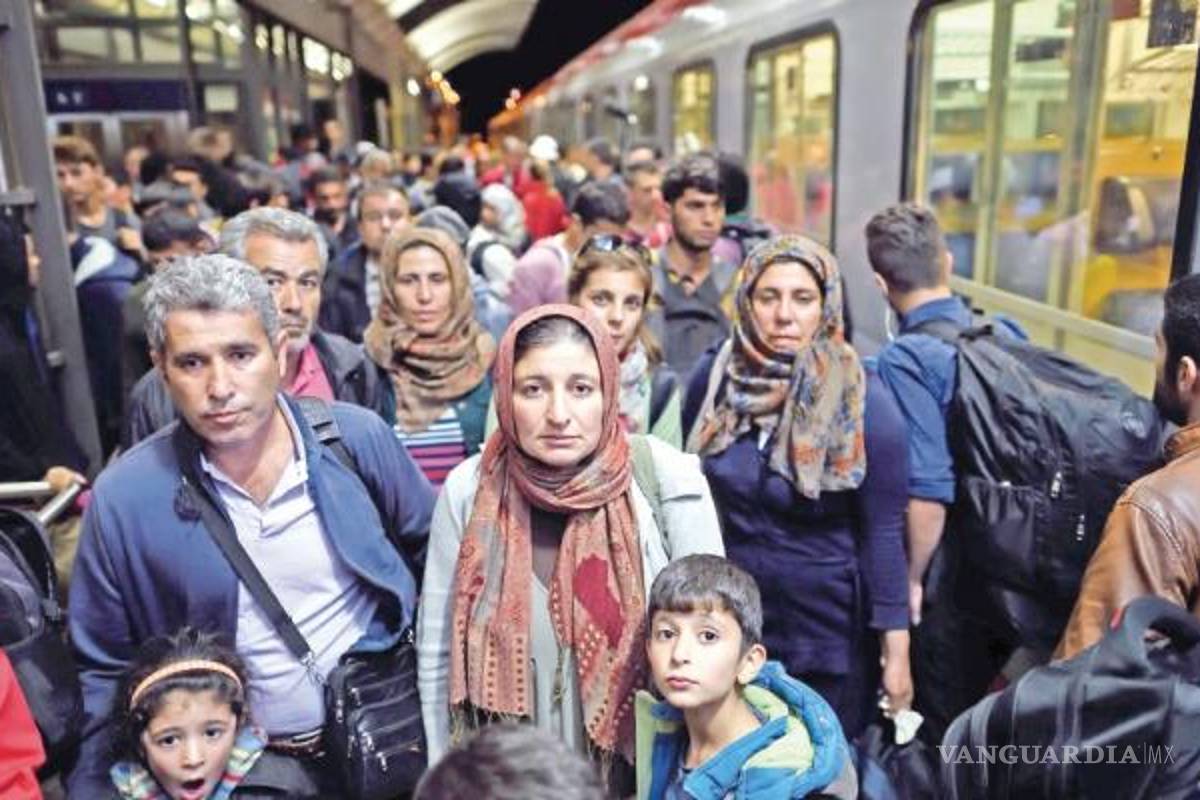 Además del muro Trump bloquearía las visas para inmigrantes y refugiados a estos países