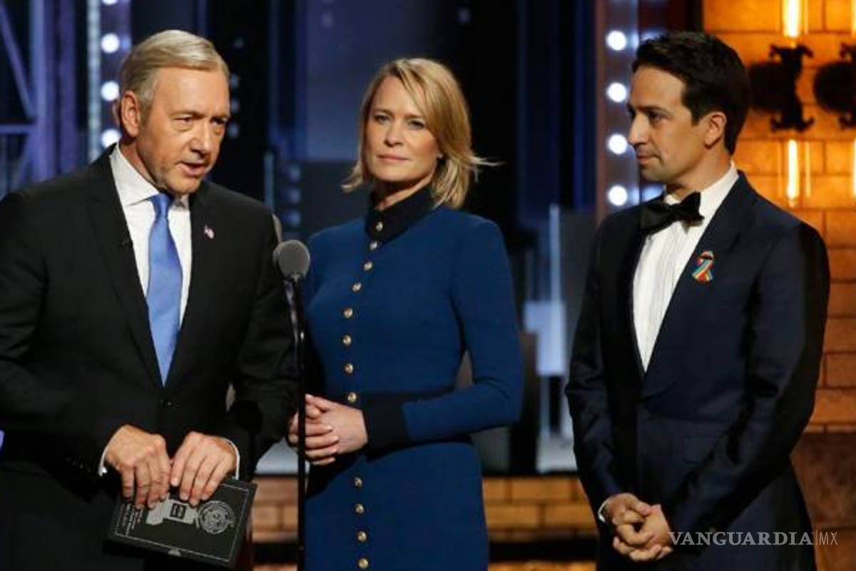 Kevin Spacey enamora en Premios Tony 2017