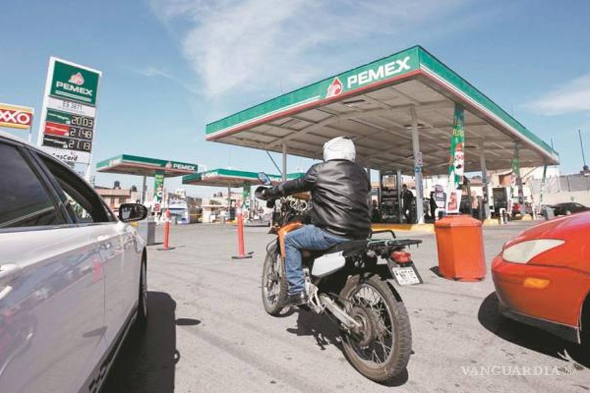 Persiste desabasto de gasolina en 7 estados, reabren ducto para normalizar servicio en Guanajuato
