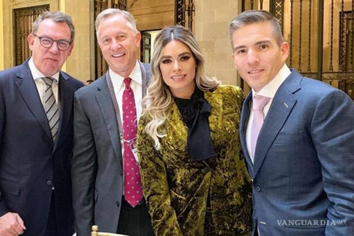 Galilea Montijo asiste a festejo de AMLO y recibe abucheos