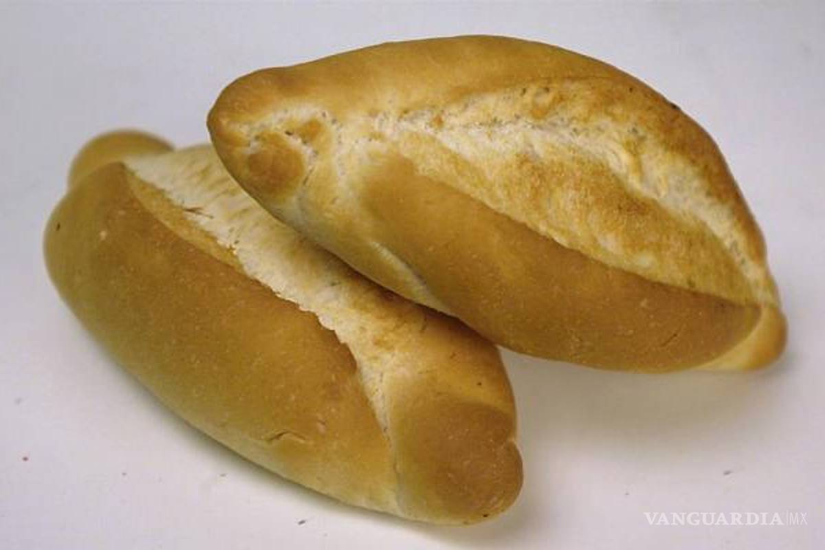 Un bolillo llega a costar hasta 5 pesos