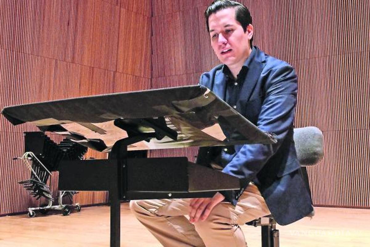 Necesitamos menos muros y más orquestas: Felipe Tristán