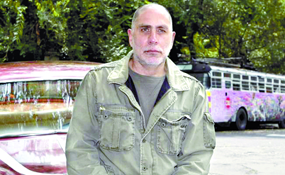 Guillermo Arriaga lamenta la muerte de Adriana Rosique