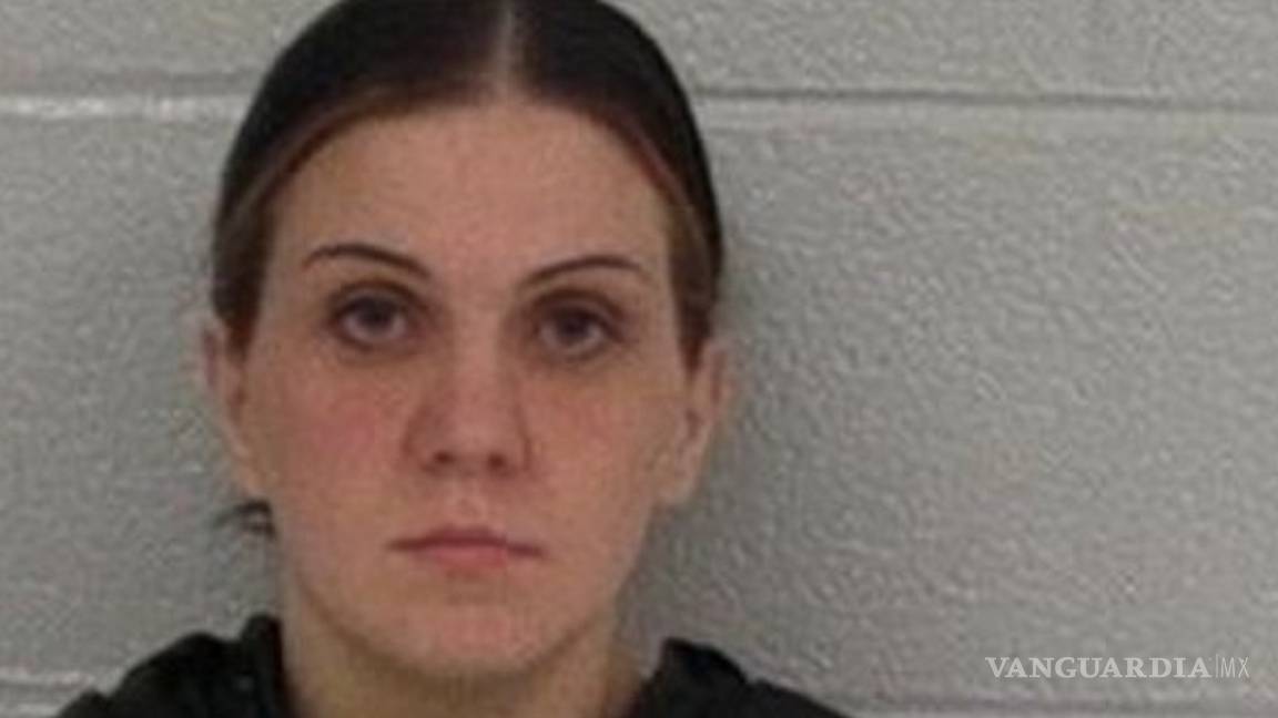 $!Maestra de primaria se grabó tocándose delante sus alumnos