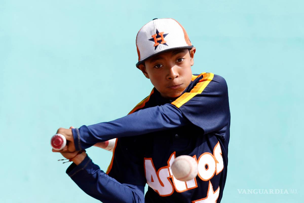 Clínica de beisbol en Saltillo supera expectativas