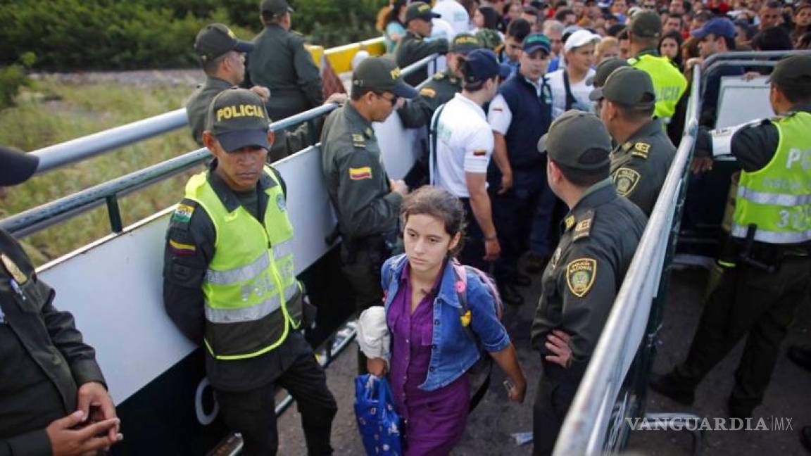 Venezuela vive la más grande crisis migratoria de su historia y la mayoría de los medios lo callan