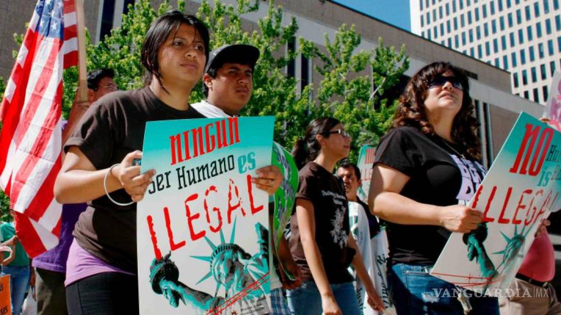 Juez da marcha atrás a ley de Trump para endurecer permisos a migrantes