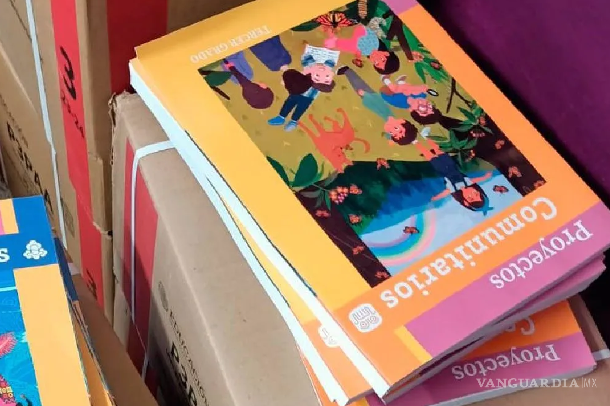 Suprema Corte desecha amparo de Chihuahua contra libros de texto, deberán repartirse