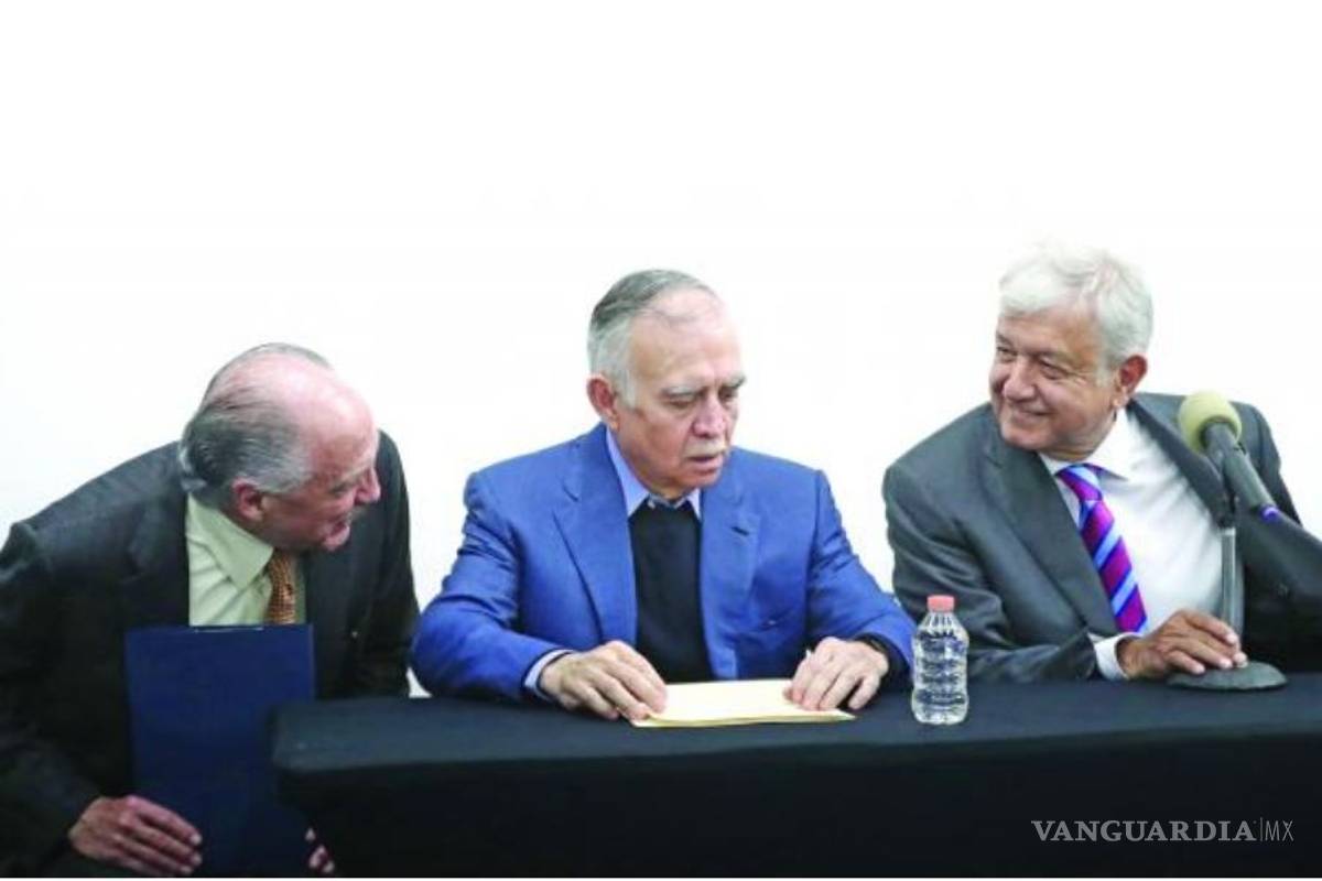 Caos en mercados por NAIM; cancelación de AMLO pega al peso, BMV y valor de empresas