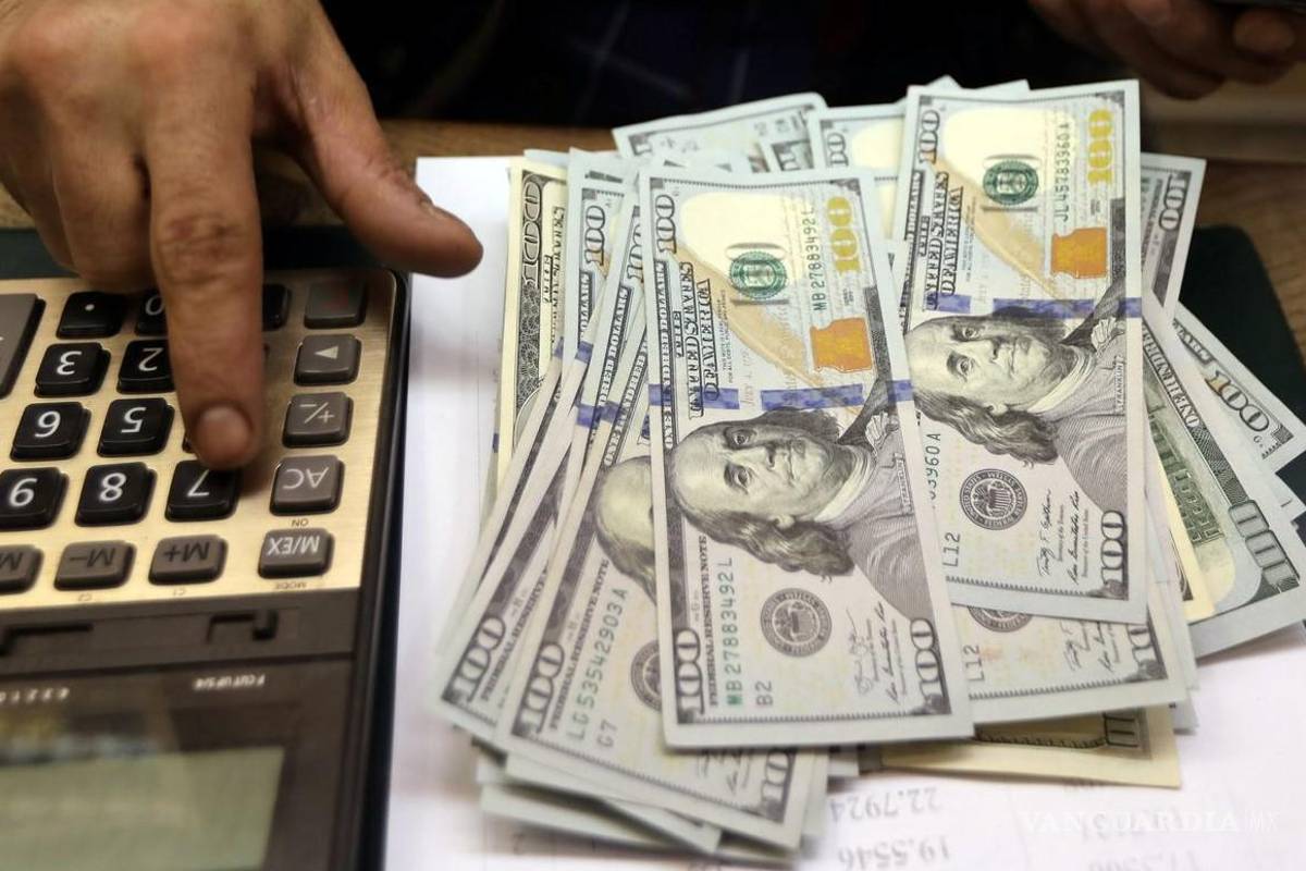 Advierten sobre adquirir créditos en dólares, pues ya inició el ‘rebote’ del tipo de cambio