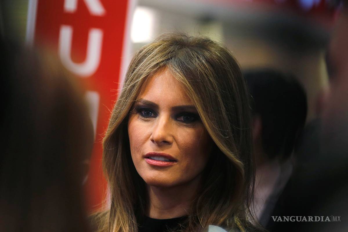 Melania Trump gana demanda contra bloguero que difundió rumor de que era 'escort'