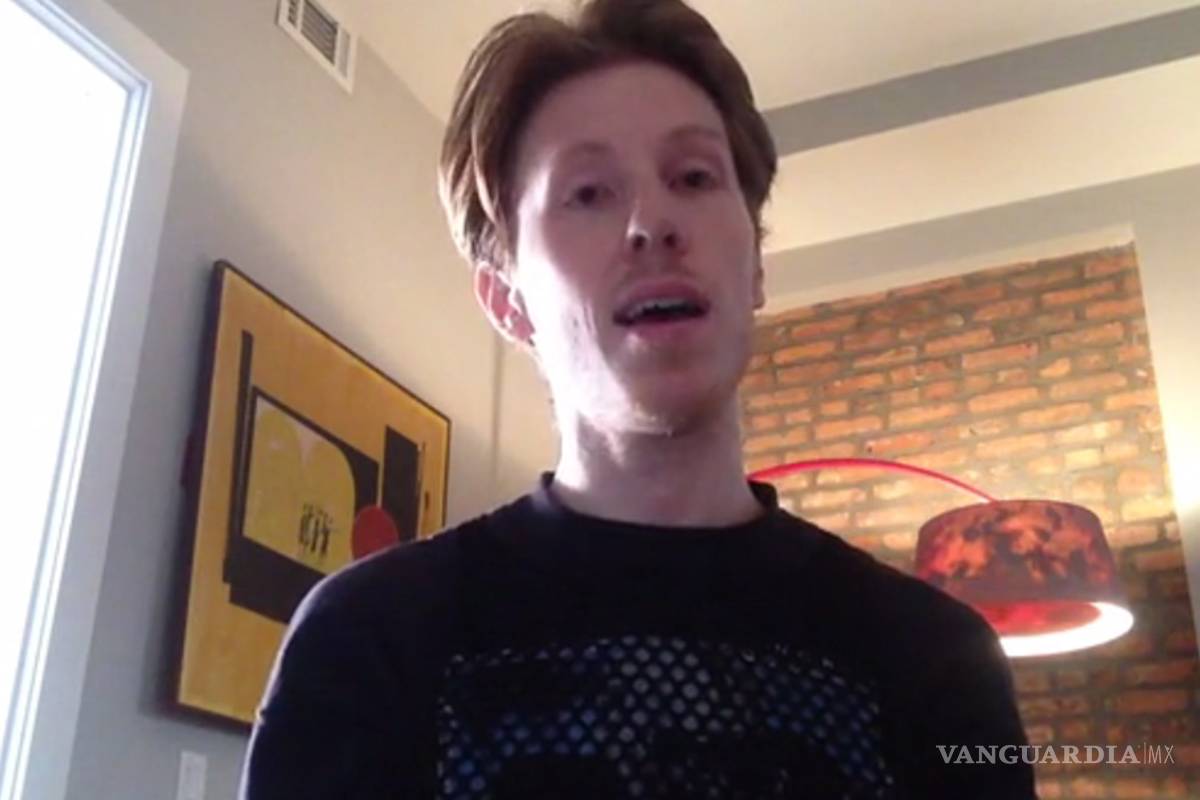 $!'La Biblia Queer' poeta prepara la versión gay de la Biblia